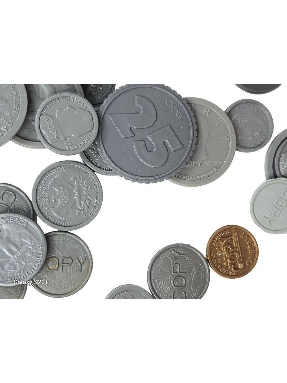 Assorted Play Money Coins Lot - Plastic & Metal Look Alike - Picture 5 of 16